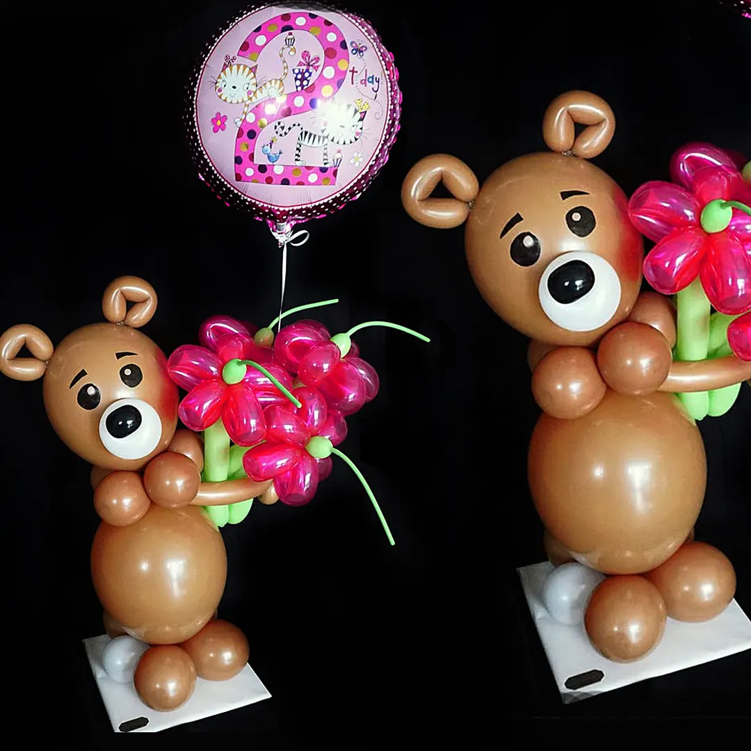Luftballon-Bär mit Blumenstrauß & Heliumballon